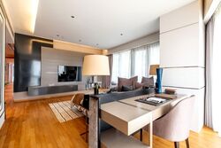 One Shenton (D1), Apartment #562167121